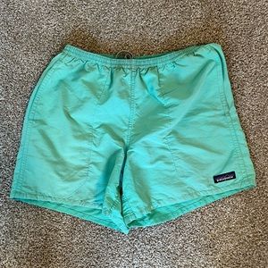 Patagonia Baggies 5” Inseam Coral Green
